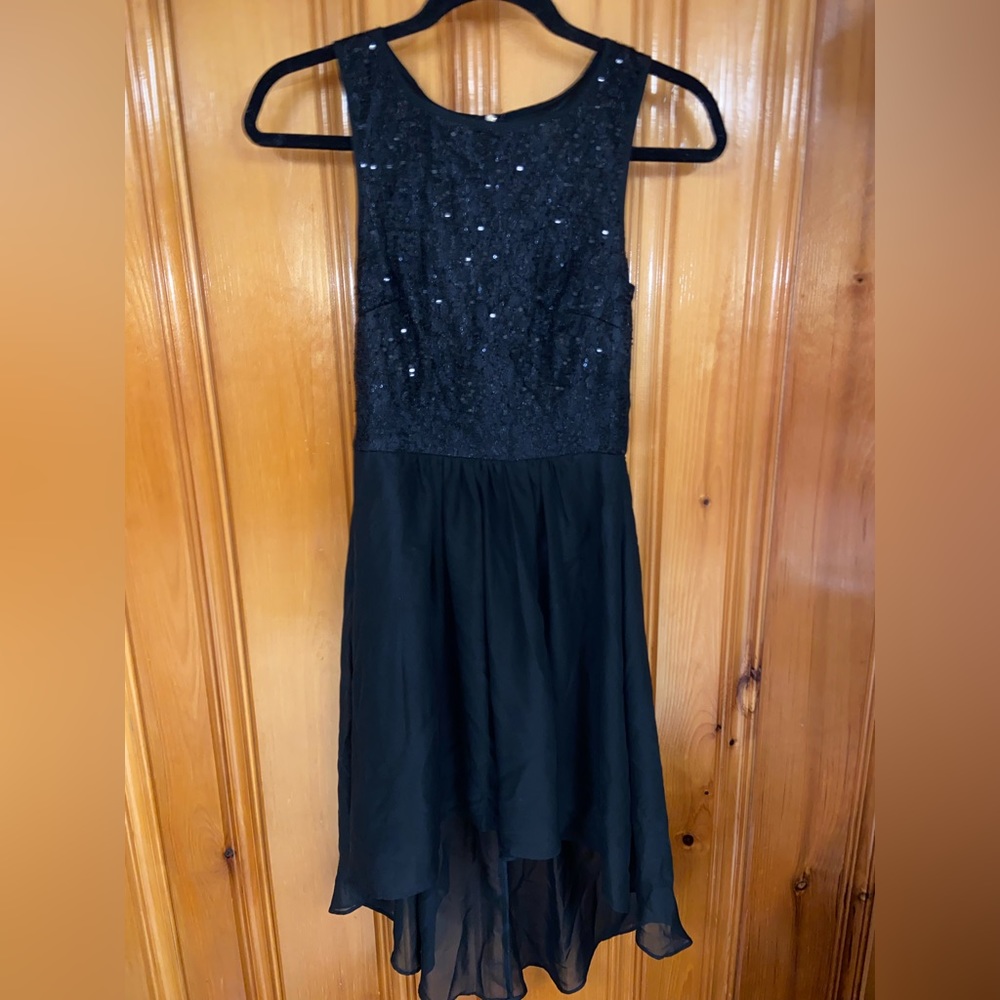 dEliA*s black sequin dress